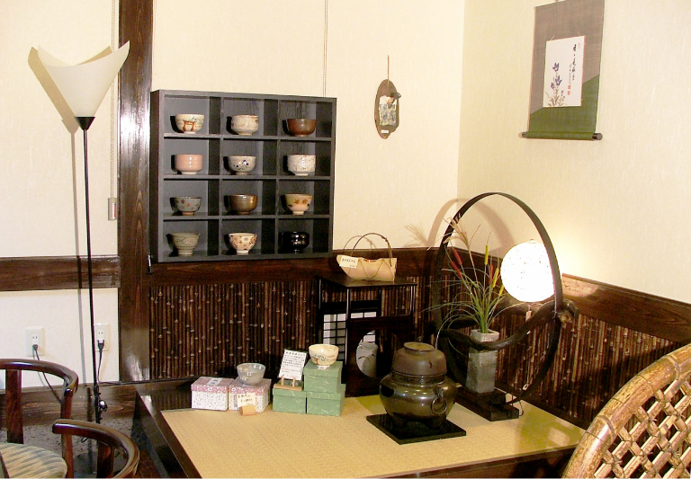 神社通店喫茶室